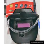Auto-darkening welding shield - Image 2