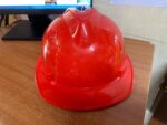 light red helmet - Image 3