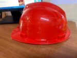 light red helmet - Image 2