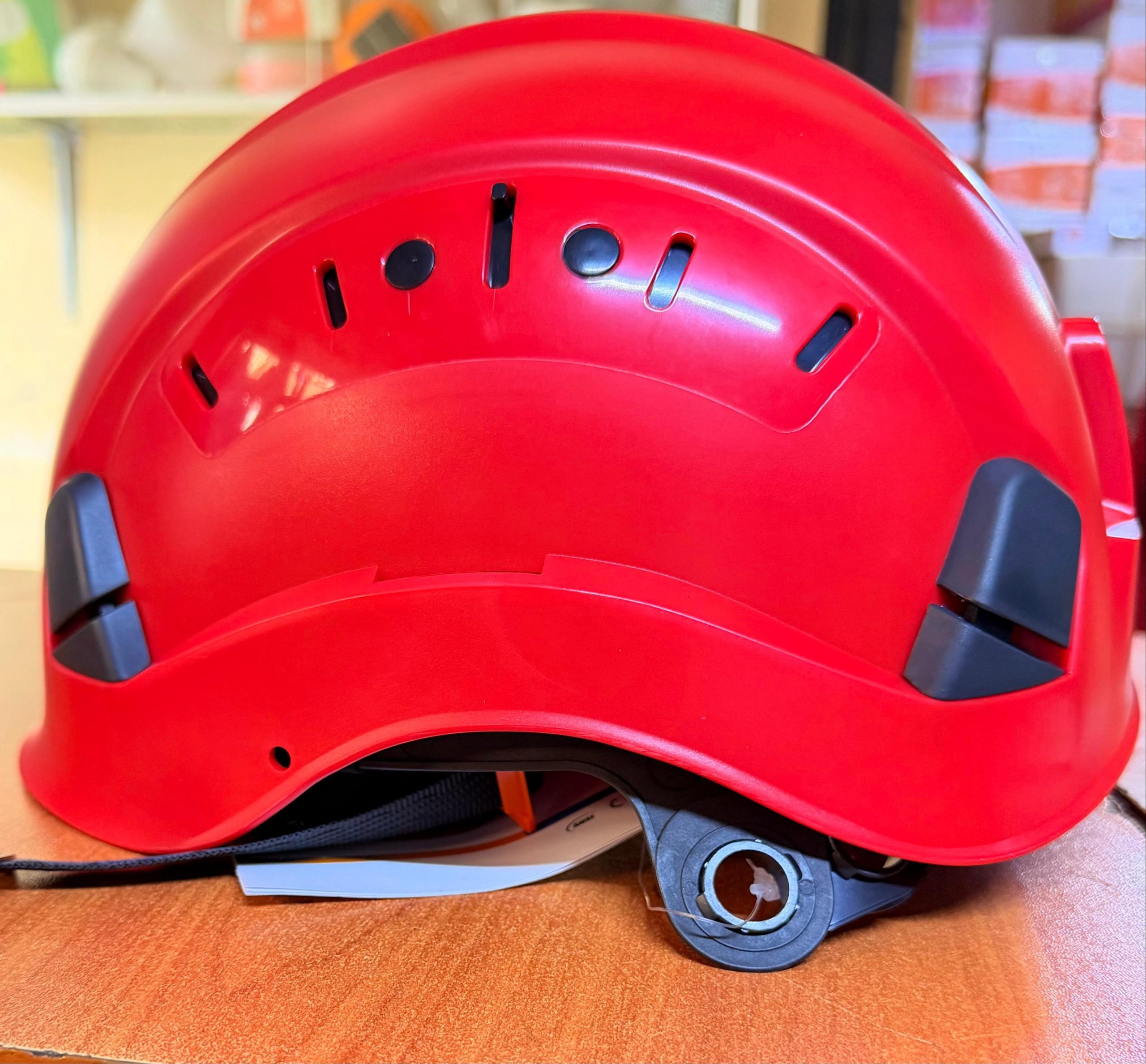 2026/09/1000320546-scaled.jpg RED work at height helmet - Image 1